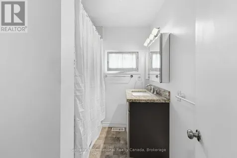 1581 Port Stanton Parkway Severn ON P0E 1N0