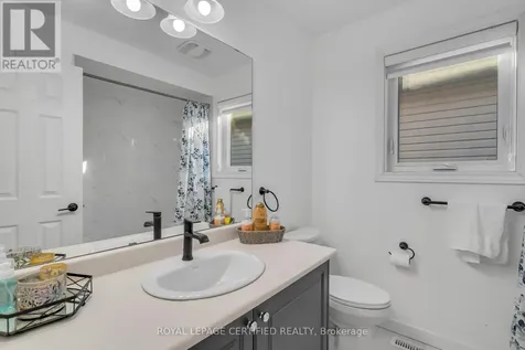 147 Waters Boulevard Milton (de Dempsey) ON L9T 6K5