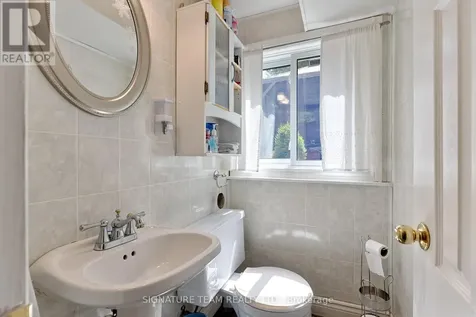 26 Parkdale Avenue Deep River ON K0J 1P0