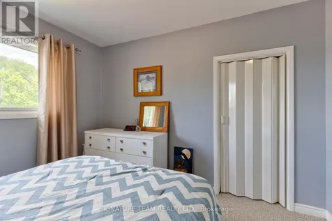 26 Parkdale Avenue Deep River ON K0J 1P0