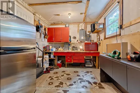 26 Parkdale Avenue Deep River ON K0J 1P0