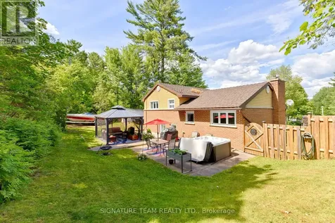 26 Parkdale Avenue Deep River ON K0J 1P0