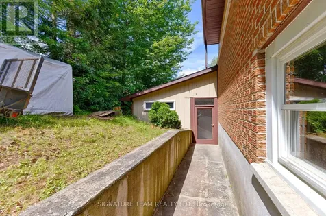 26 Parkdale Avenue Deep River ON K0J 1P0