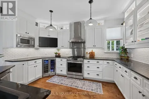 6881 Sparkling Lake Way Ottawa ON K4P 1R7