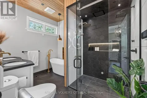 6881 Sparkling Lake Way Ottawa ON K4P 1R7