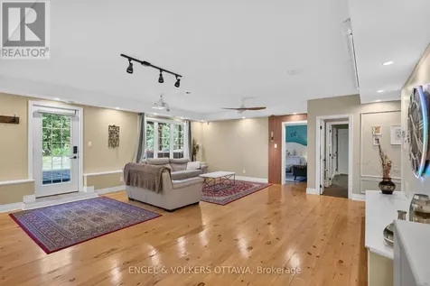 6881 Sparkling Lake Way Ottawa ON K4P 1R7