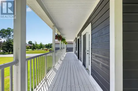 6881 Sparkling Lake Way Ottawa ON K4P 1R7