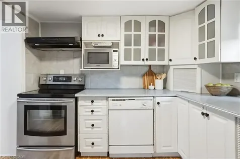 55 East 32nd Street Hamilton ON L8V 3R7