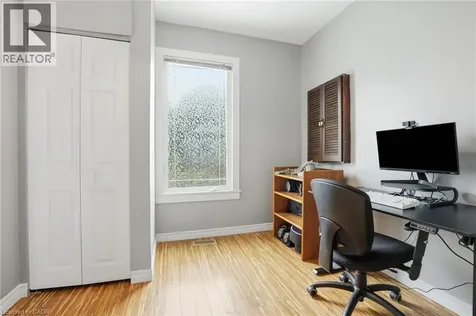 55 East 32nd Street Hamilton ON L8V 3R7
