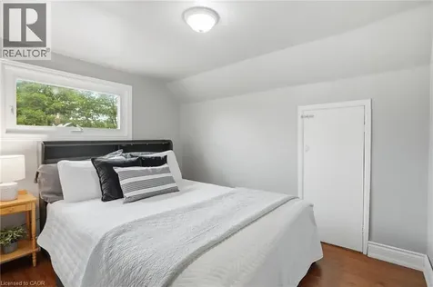 55 East 32nd Street Hamilton ON L8V 3R7