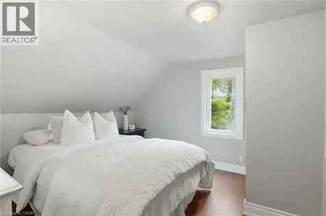 55 East 32nd Street Hamilton ON L8V 3R7