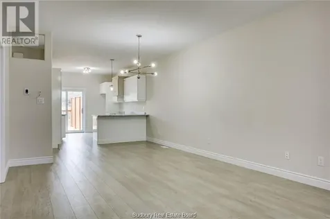 1509 Montrose Sudbury ON P3A 0E1