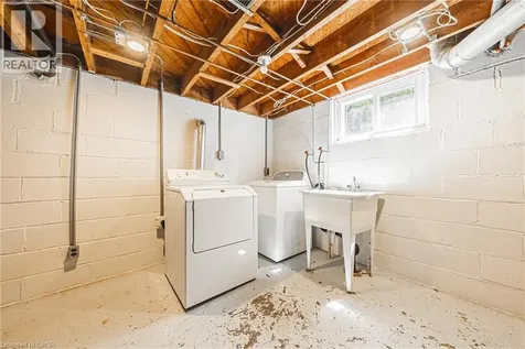 203 West 2nd Street Hamilton ON L9C 3G2