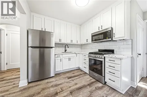 203 West 2nd Street Hamilton ON L9C 3G2