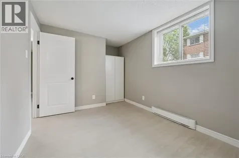 565 Greenfield Avenue Kitchener ON N2C 2P5