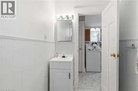 73 Tuxedo Avenue North Hamilton ON L8H 4P6