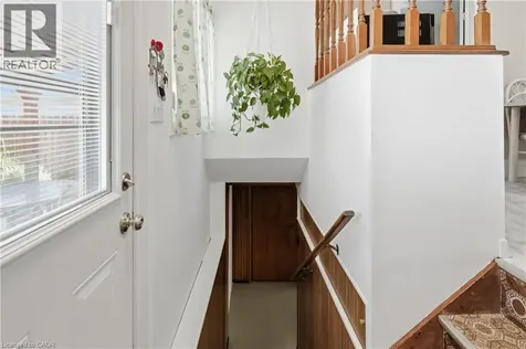 73 Tuxedo Avenue North Hamilton ON L8H 4P6