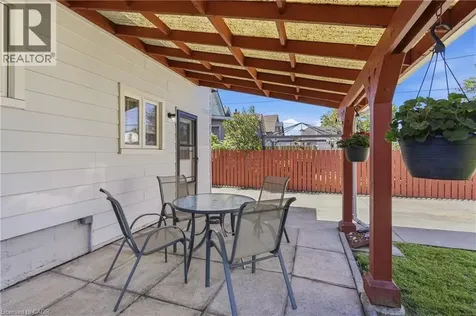 73 Tuxedo Avenue North Hamilton ON L8H 4P6