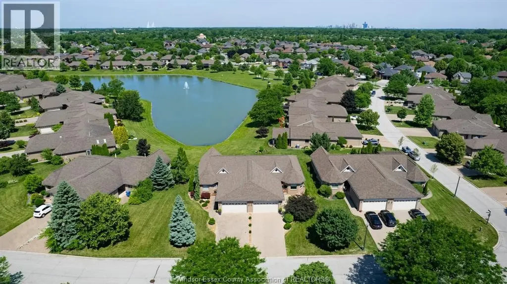 1385 Imperial Crescent Windsor ON N9G 2T6
