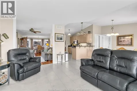 1385 Imperial Crescent Windsor ON N9G 2T6