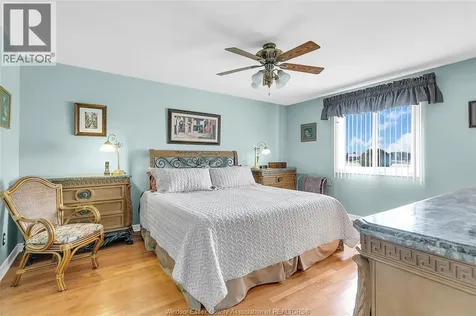 1385 Imperial Crescent Windsor ON N9G 2T6