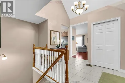 1385 Imperial Crescent Windsor ON N9G 2T6