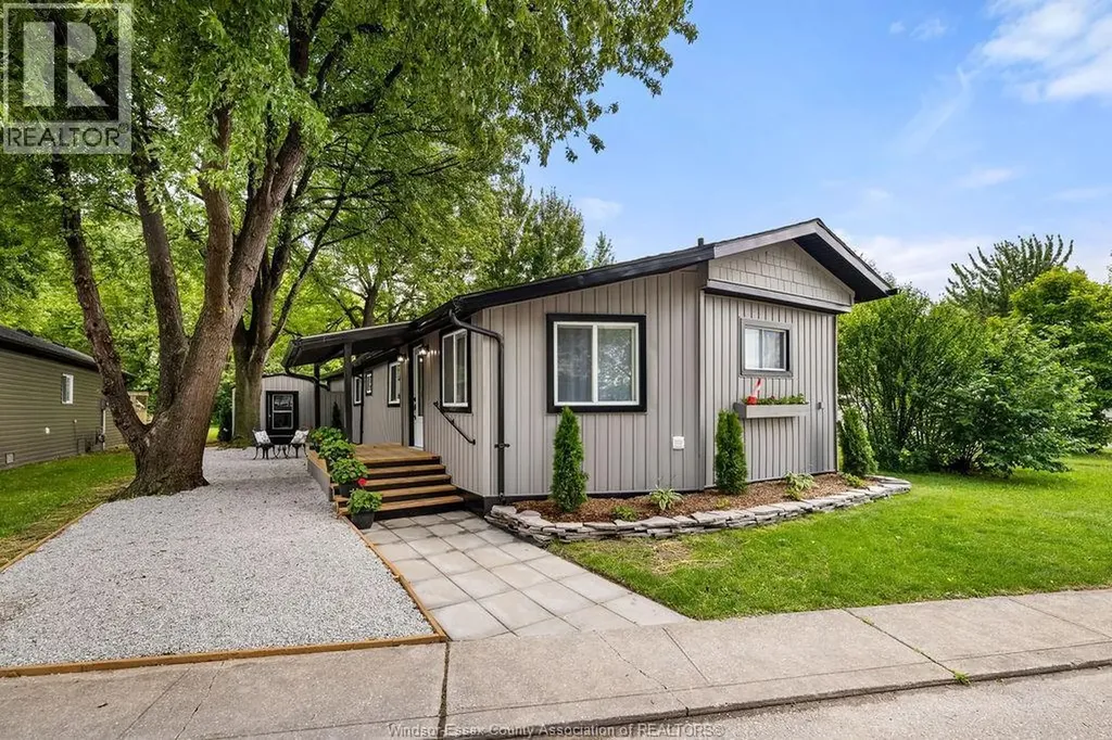 162 Michael Drive Lakeshore ON N8N 2V6