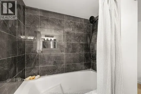 162 Michael Drive Lakeshore ON N8N 2V6