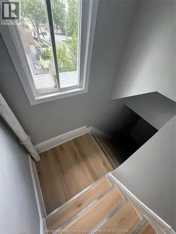 945 Wellington Avenue Windsor ON N9A 5K2