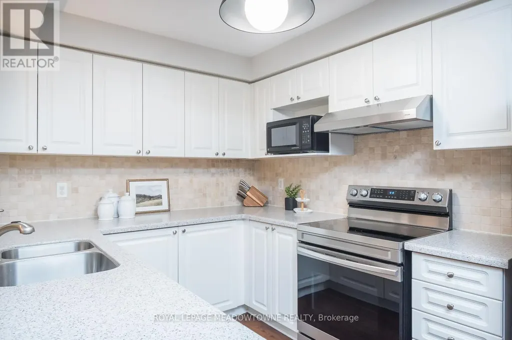 88 Manley Lane Milton (de Dempsey) ON L9T 5N9