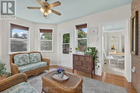 27 Testa Road Uxbridge ON L9P 1M2