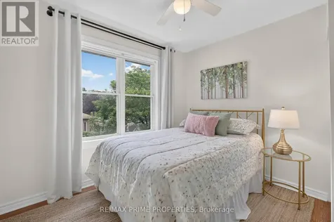 27 Testa Road Uxbridge ON L9P 1M2