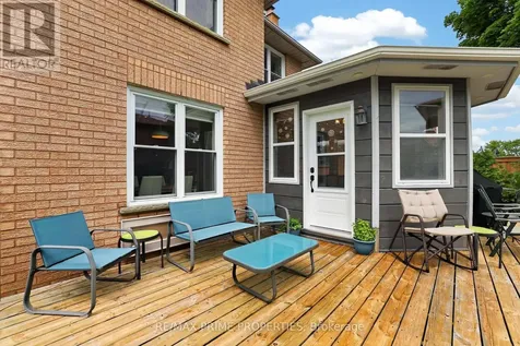 27 Testa Road Uxbridge ON L9P 1M2