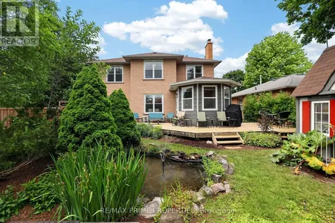 27 Testa Road Uxbridge ON L9P 1M2