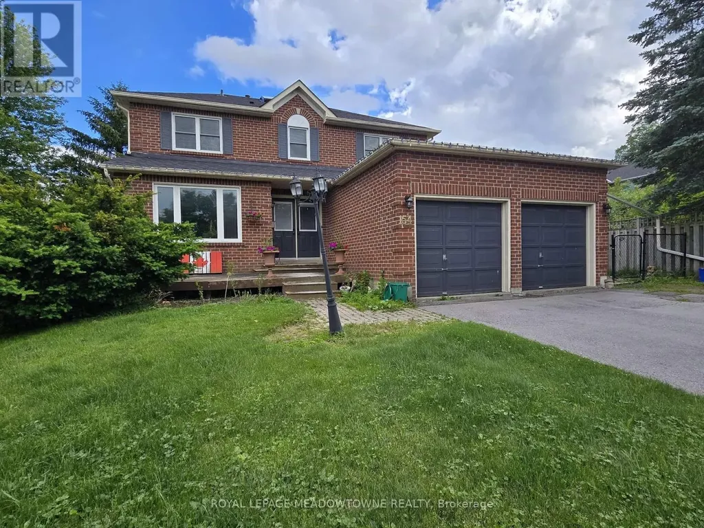 154 Maple Street Uxbridge ON L9P 1B4