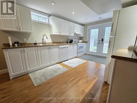 154 Maple Street Uxbridge ON L9P 1B4