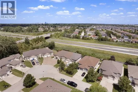 1132 Settlers Street Windsor ON N9G 2W7