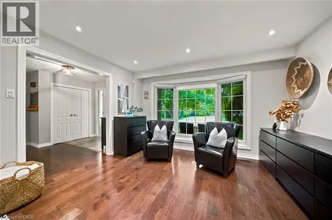 1393 Peerless Court Oakville ON L6H 3A4