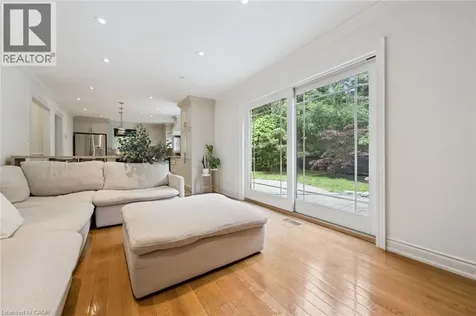 3092 Shannon Crescent Oakville ON L6L 6B4