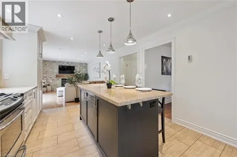 3092 Shannon Crescent Oakville ON L6L 6B4