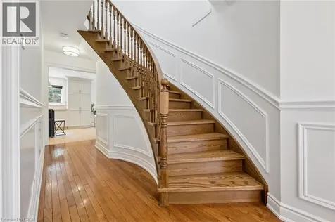 3092 Shannon Crescent Oakville ON L6L 6B4