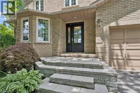 3092 Shannon Crescent Oakville ON L6L 6B4