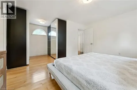 3092 Shannon Crescent Oakville ON L6L 6B4
