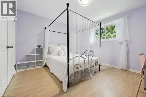 3092 Shannon Crescent Oakville ON L6L 6B4
