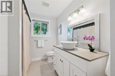 3092 Shannon Crescent Oakville ON L6L 6B4