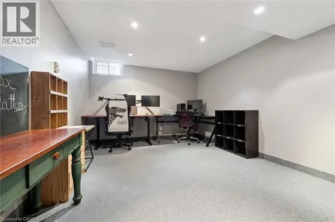 3092 Shannon Crescent Oakville ON L6L 6B4