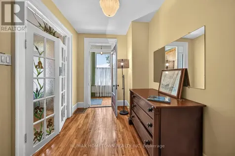 33 Park Street Brockville ON K6V 2G3