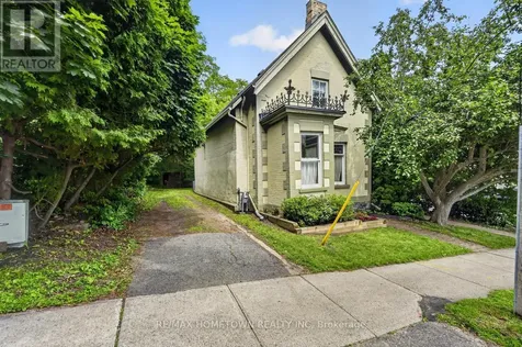 33 Park Street Brockville ON K6V 2G3