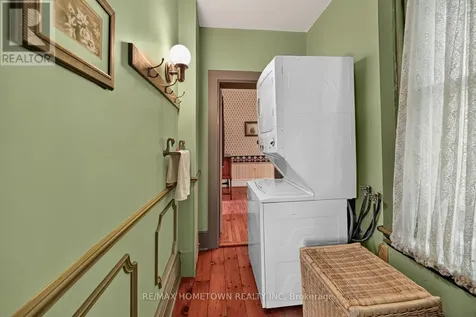 33 Park Street Brockville ON K6V 2G3