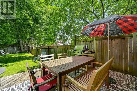 33 Park Street Brockville ON K6V 2G3